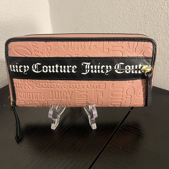Juicy Couture Handbags - Juicy Couture Cream and Black Logo Wallet